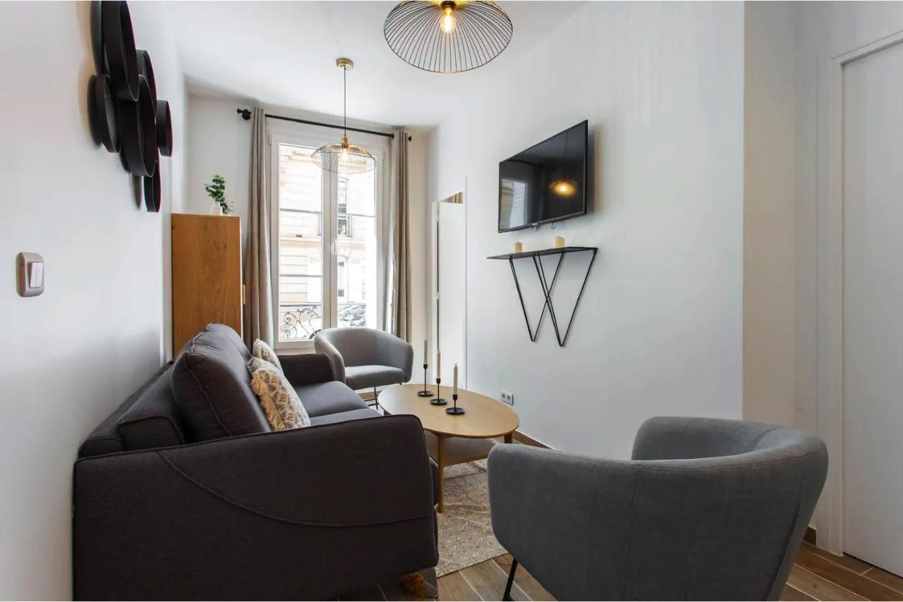 Апартаменти Cmg Place De Clichy - Metro Europe Париж Екстер'єр фото